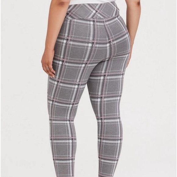 Torrid Grey Plaid Pixie Pant Plus Size 22 - Picture 6 of 7